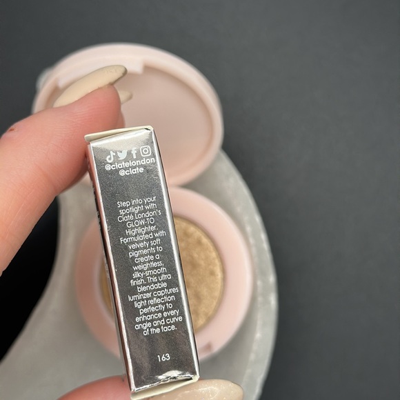 CIATE London, Glow - To Highlighter - Picture 4 of 4